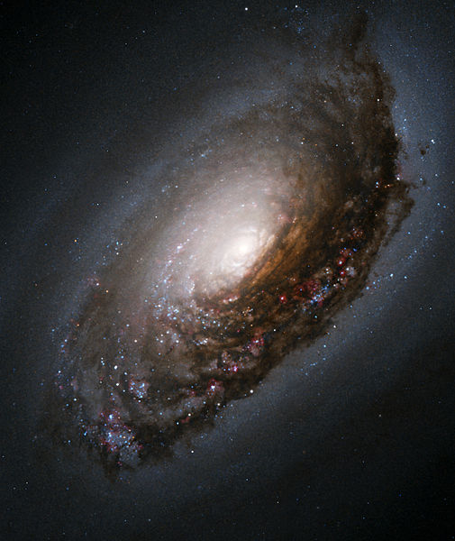 M64 - Galáxia do Olho Negro